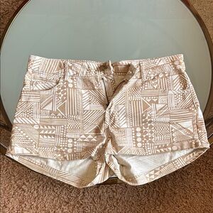 Geometric Patterned Tan Women's Shorts